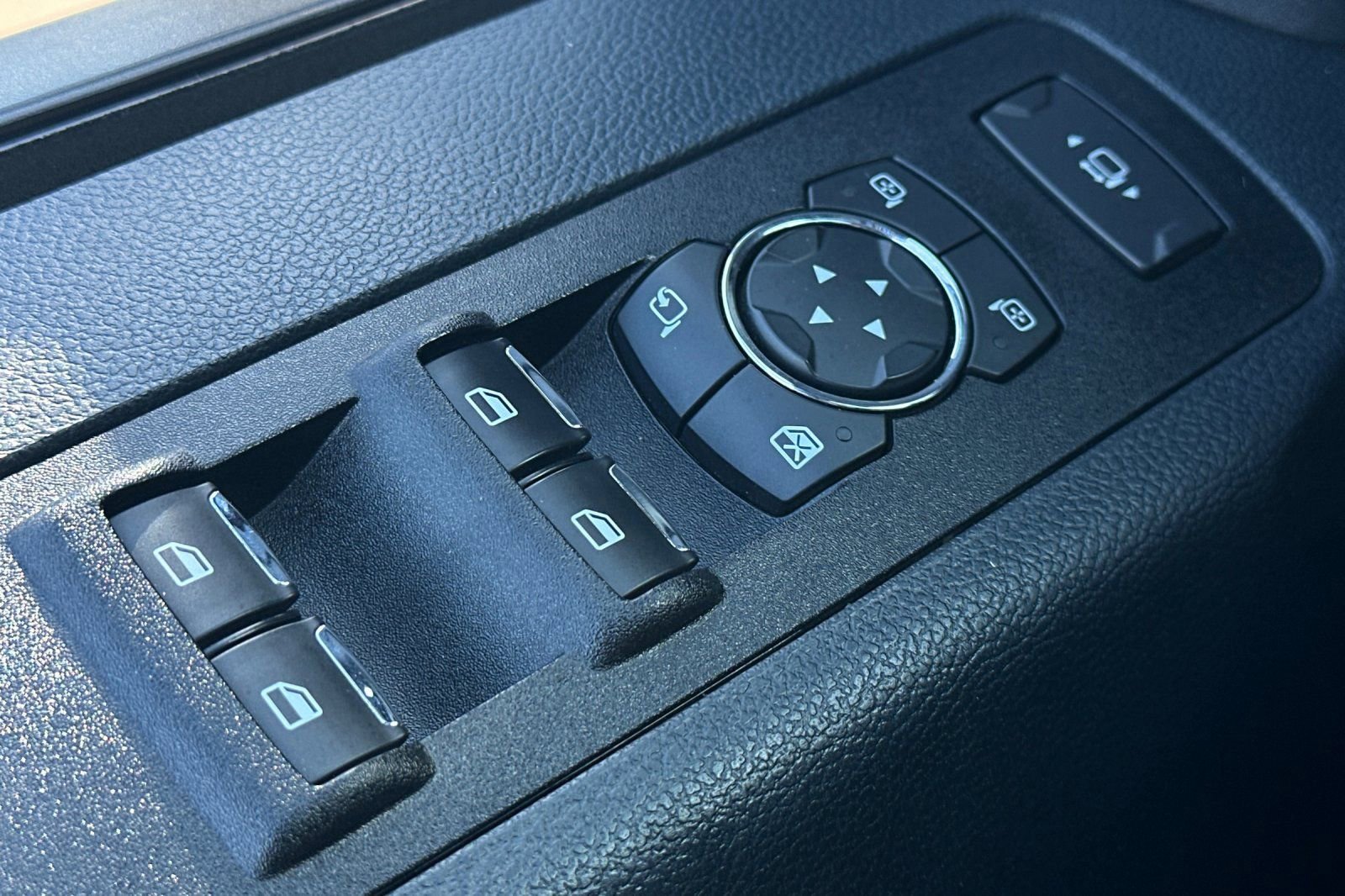 Certified 2022 Ford F250 Lariat w/ Lariat Ultimate Package image 11