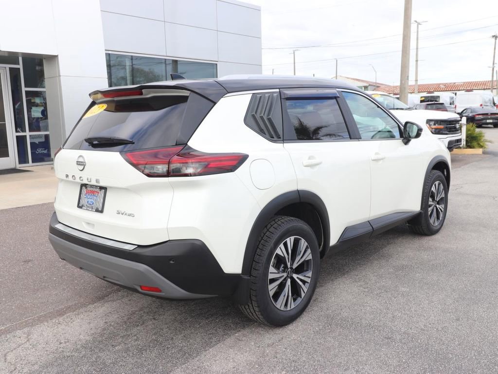 Used 2023 Nissan Rogue SV w/ SV Premium Package image 5