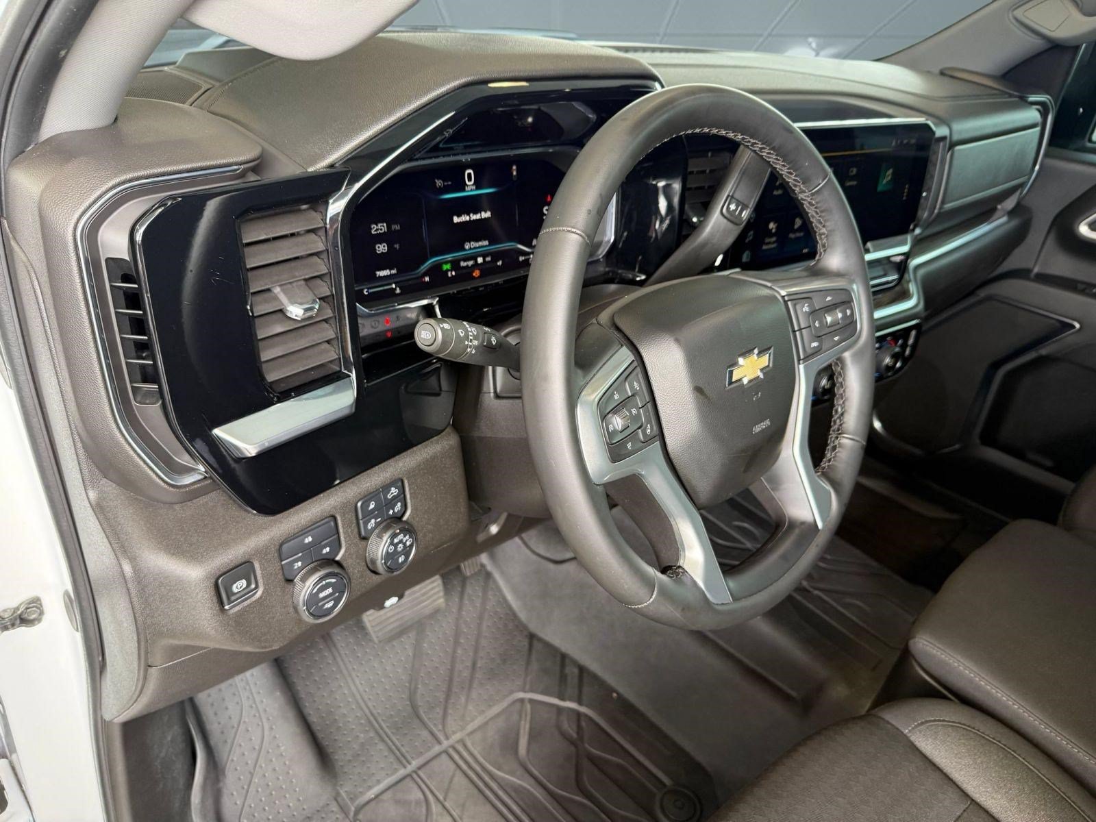 Used 2024 Chevrolet Silverado 2500 LT w/ All Star Edition AWD/4WD image 4