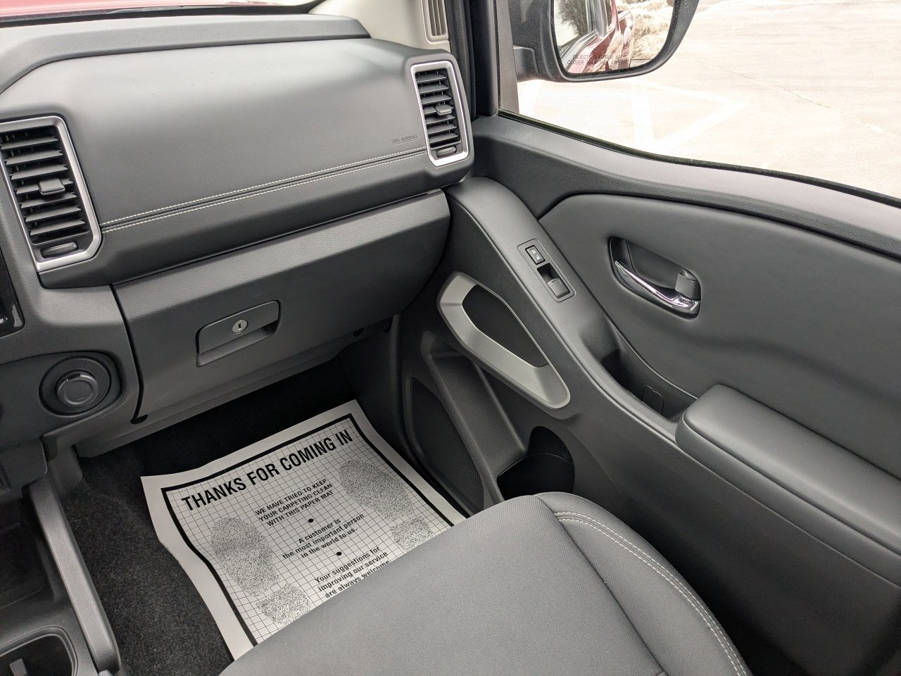 Used 2022 Nissan Frontier SV image 18