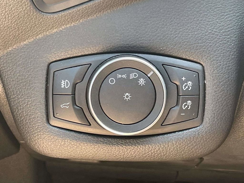 Certified 2018 Ford Escape SE image 26