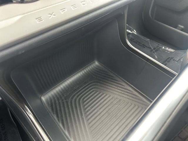 Certified 2025 Ford Expedition Max Active image 27