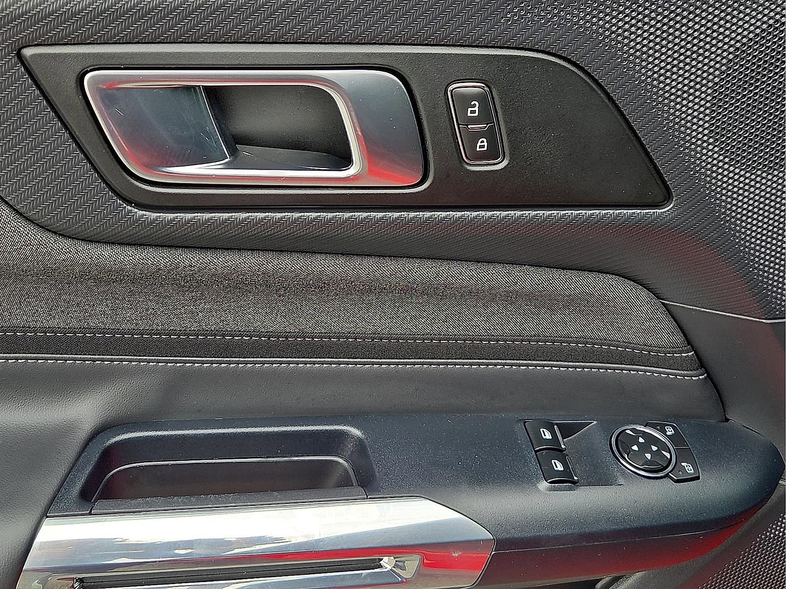 Certified 2025 Ford Mustang Coupe RWD image 13