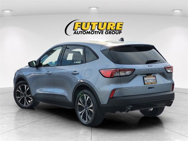 Certified 2022 Ford Escape SE w/ SE Sport Appearance Package image 3