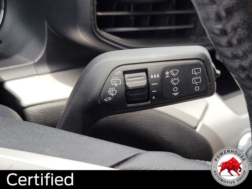Certified 2021 Ford Explorer XLT RWD image 33