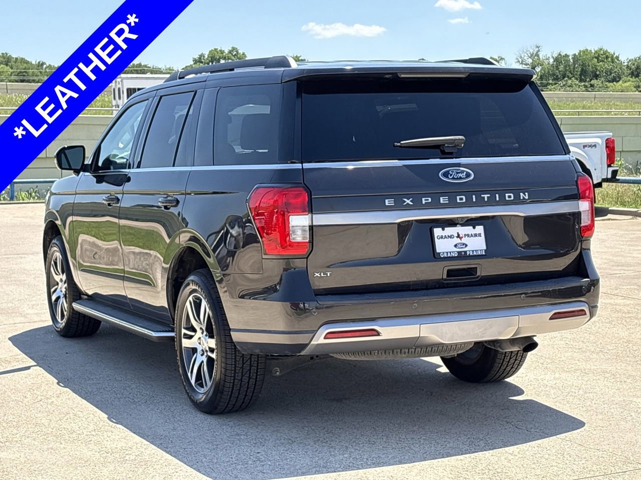 Certified 2022 Ford Expedition XLT AWD/4WD image 6