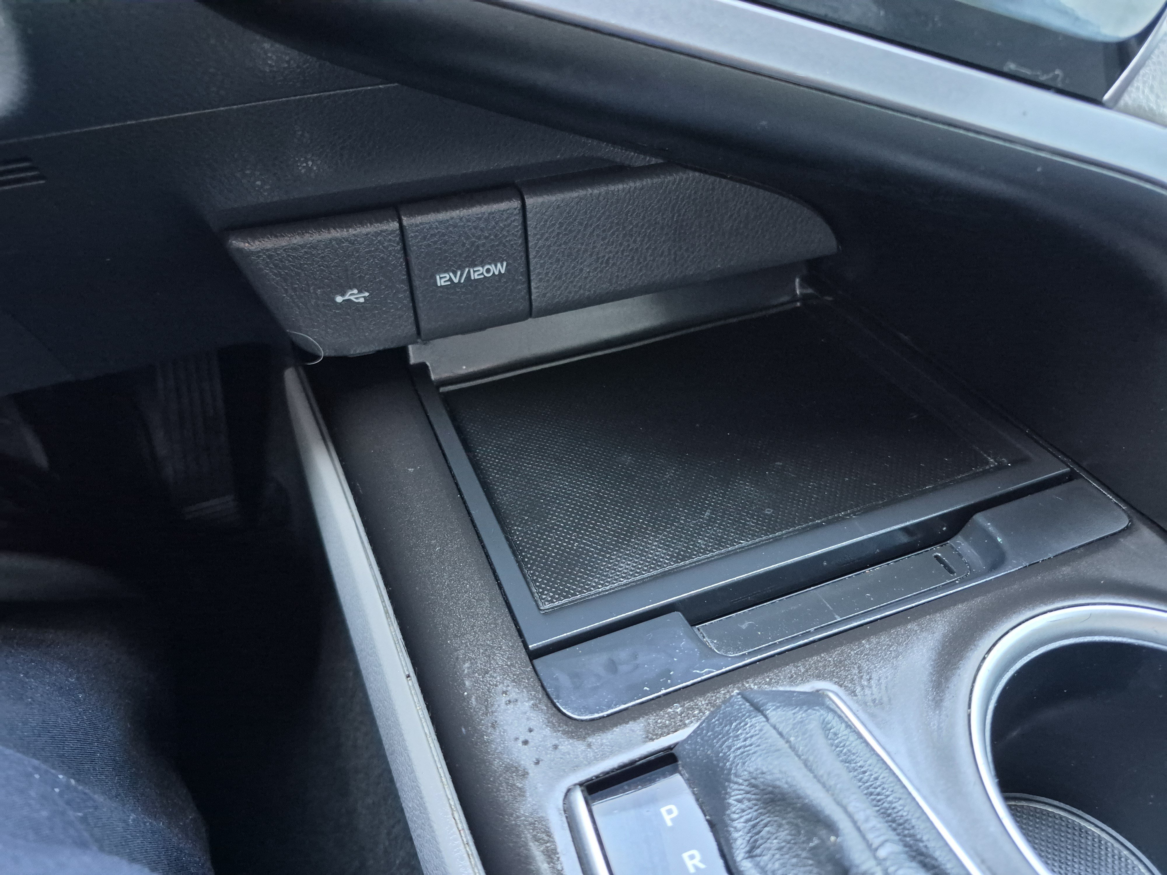 Used 2024 Toyota Camry LE FWD image 28