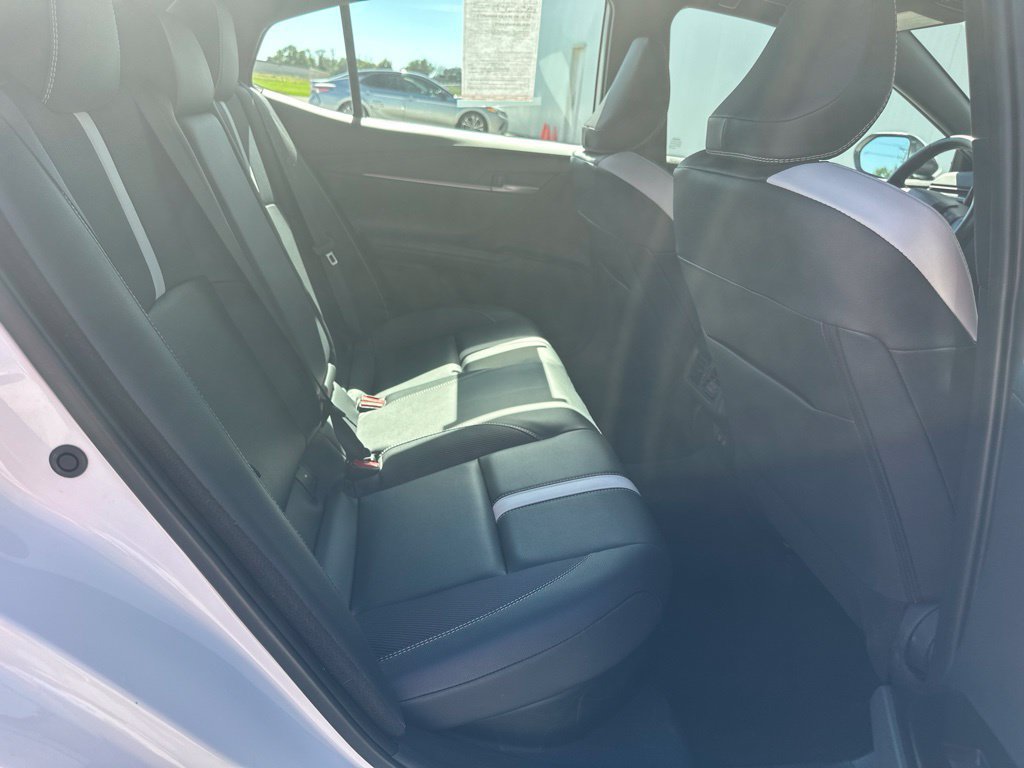 Used 2025 Toyota Camry SE FWD image 23