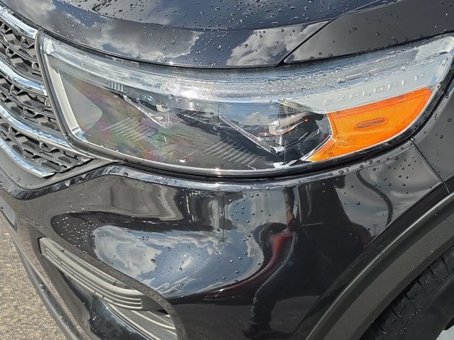 Certified 2023 Ford Explorer XLT RWD image 10