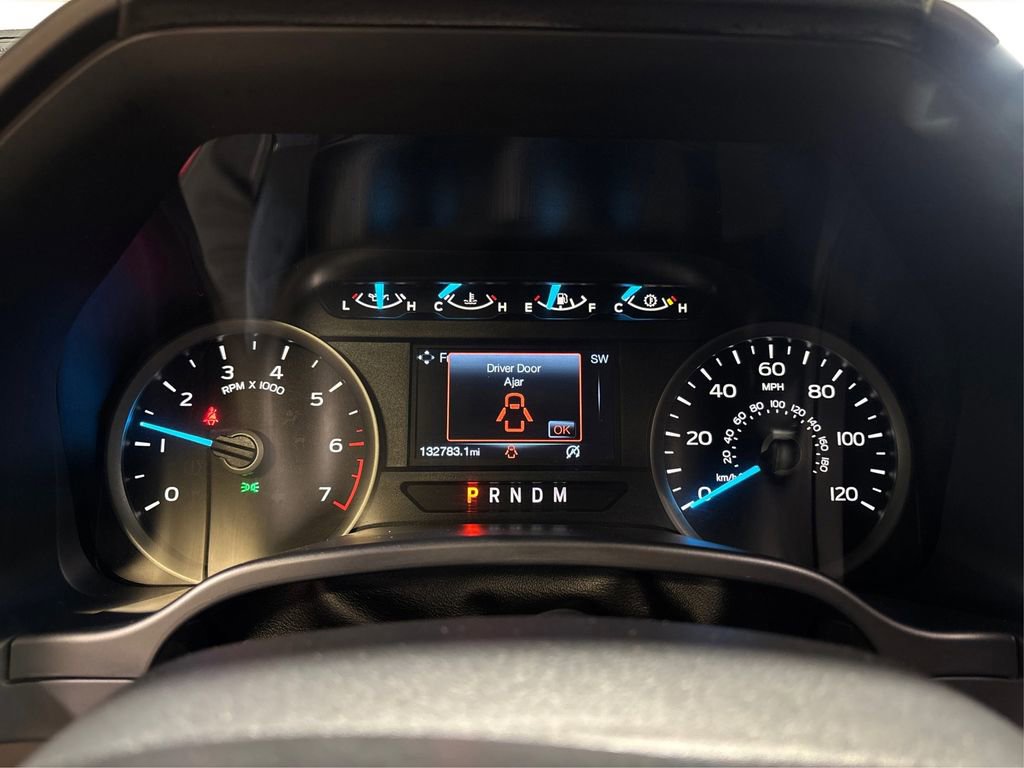 Certified 2019 Ford F150 XLT w/ Equipment Group 302A Luxury AWD/4WD image 27