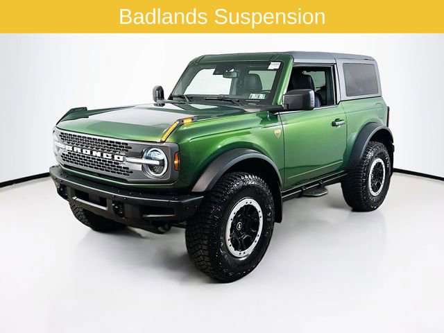 Certified 2024 Ford Bronco Badlands w/ Sasquatch Package AWD/4WD image 3