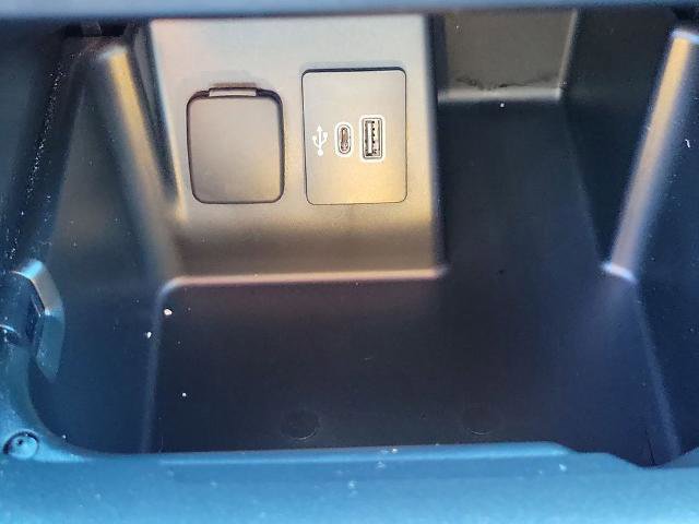 Certified 2025 Ford Explorer ST image 32