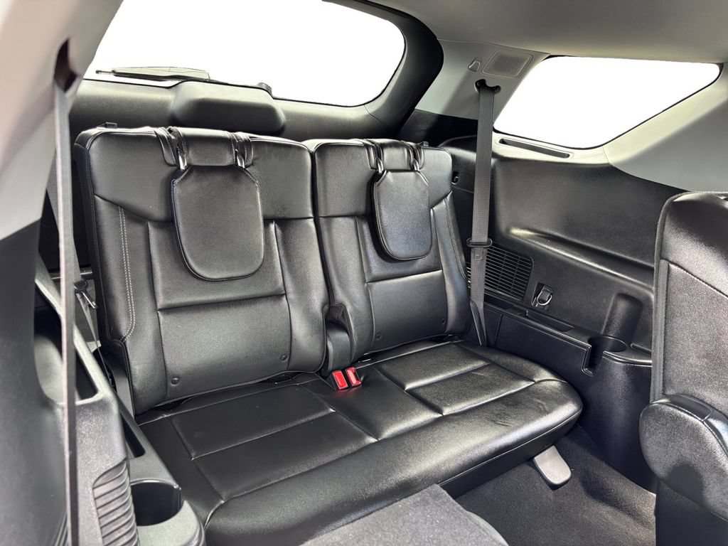 Certified 2022 Ford Explorer Limited w/ Limited Technology Package RWD image 21