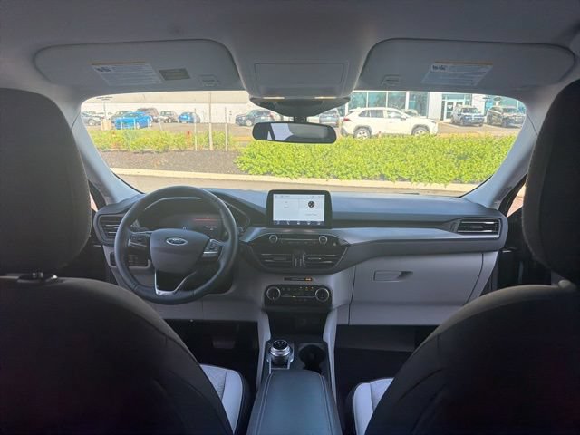 Certified 2023 Ford Escape Active AWD/4WD image 17