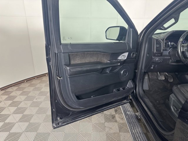 Certified 2020 Ford Expedition Limited w/ Special Edition Package image 11