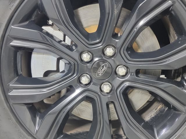 Certified 2023 Ford Edge SE w/ Black Appearance Package AWD/4WD image 10