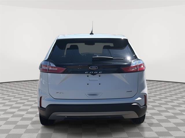 Certified 2024 Ford Edge SEL AWD/4WD image 8
