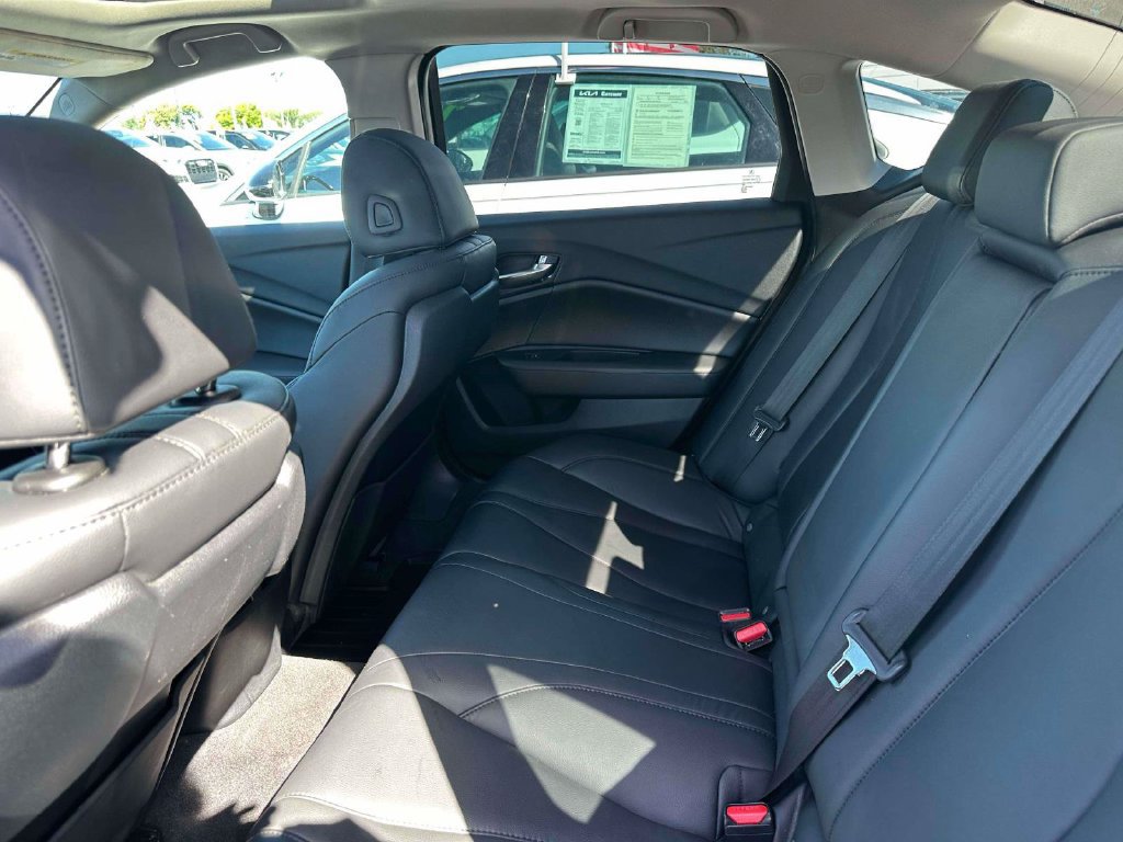 Used 2023 Acura TLX FWD image 10