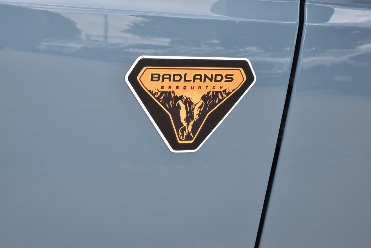 Certified 2023 Ford Bronco Badlands w/ Sasquatch Package AWD/4WD image 48