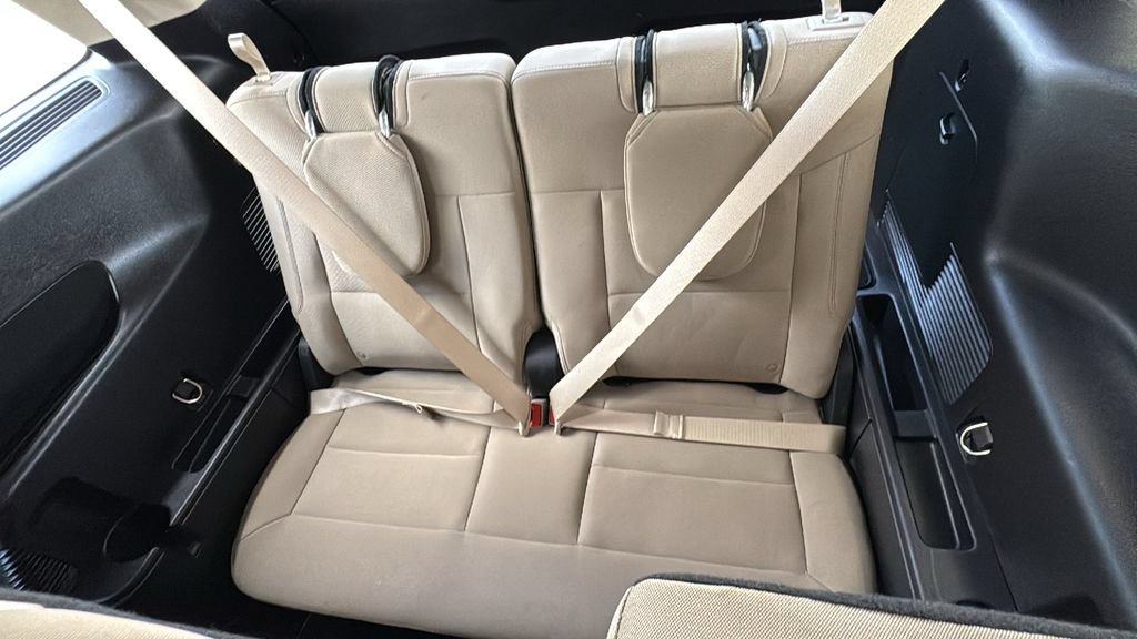 Certified 2021 Ford Explorer 2WD image 24