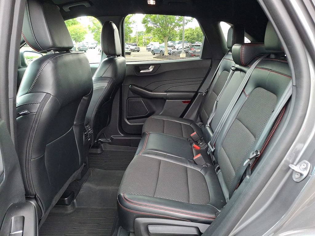 Certified 2023 Ford Escape ST-Line w/ Tech Pack #1 FWD image 13