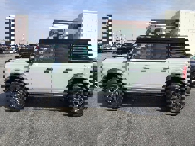 Certified 2022 Ford Bronco Big Bend image 2