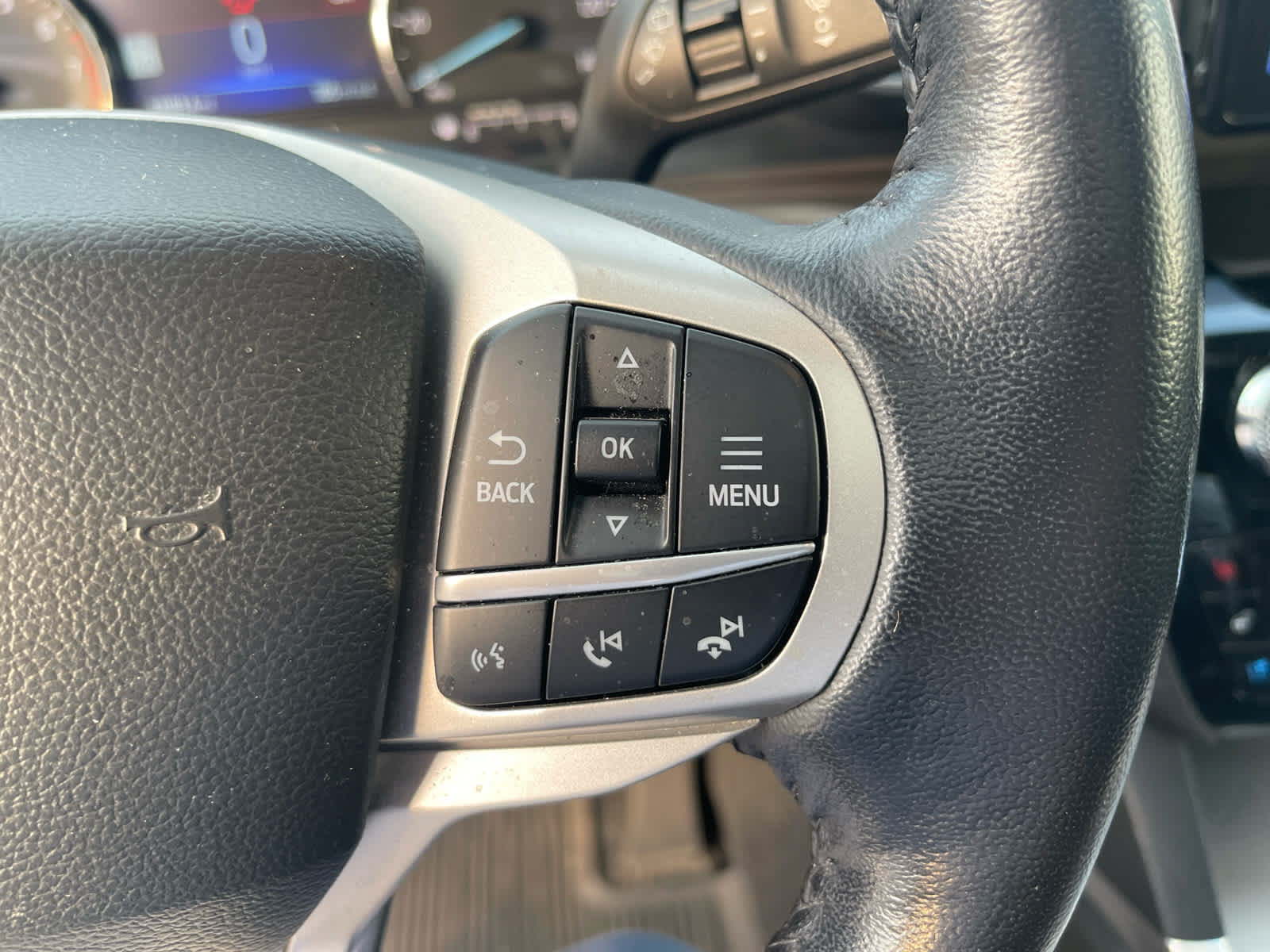 Certified 2022 Ford Explorer Limited w/ Equipment Group 301A AWD/4WD image 12