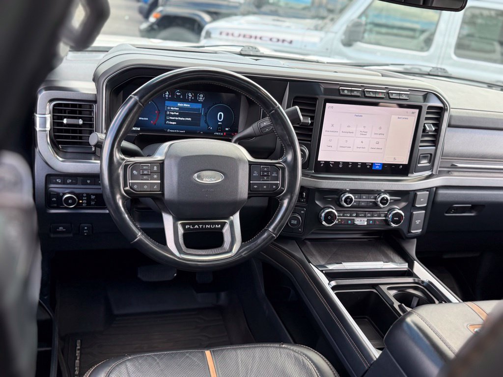 Certified 2023 Ford F450 Platinum w/ FX4 Off-Road Package AWD/4WD image 8