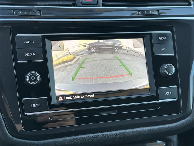 Used 2020 Volkswagen Tiguan S w/ 3rd Row Seat Package image 23