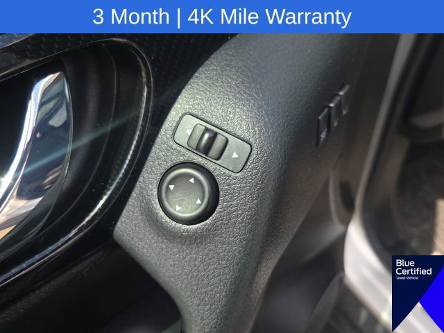 Used 2017 Nissan Rogue SL w/ SL Premium Package FWD image 24