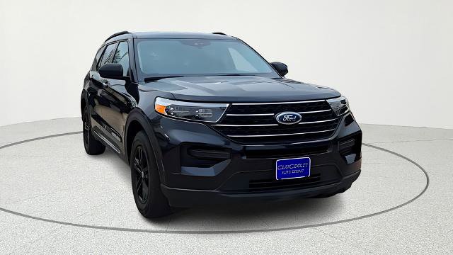 Certified 2024 Ford Explorer XLT image 2