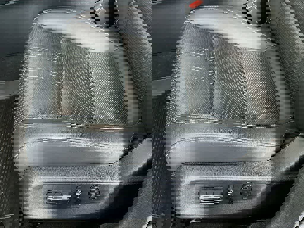 Used 2018 Honda Accord Touring image 31