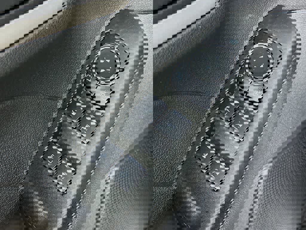 Certified 2022 Ford Escape SE w/ Cold Weather Package image 29