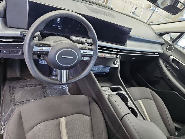 Used 2025 Hyundai Sonata SEL FWD image 15