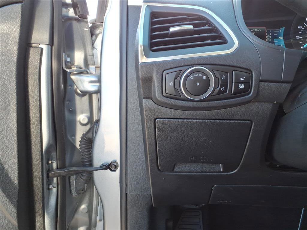 Certified 2024 Ford Edge Titanium image 11