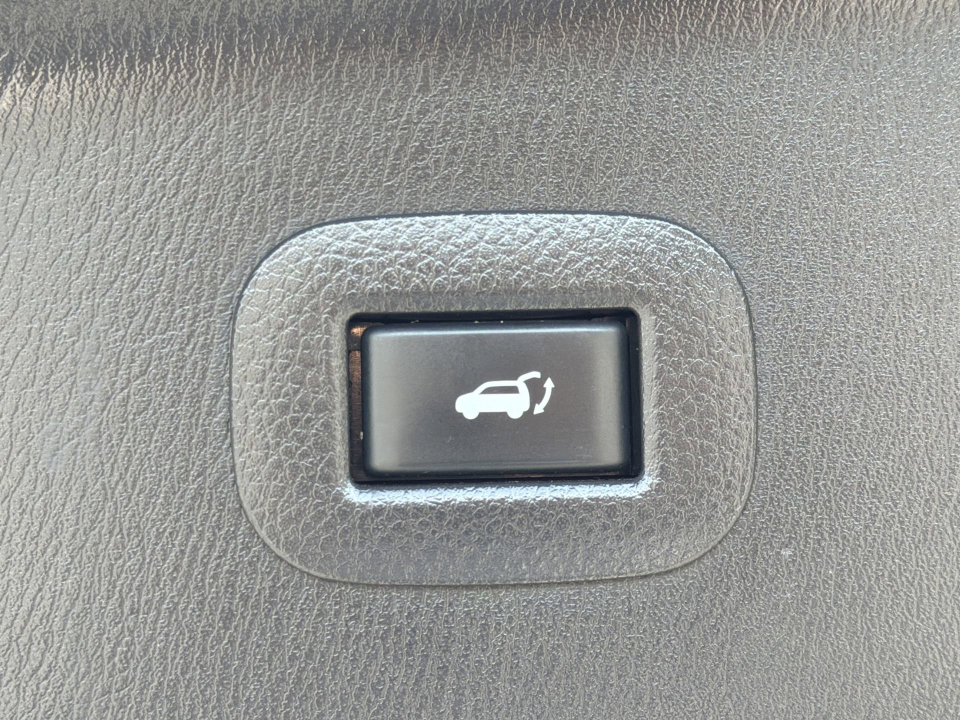 Used 2023 INFINITI QX80 Premium Select RWD image 32
