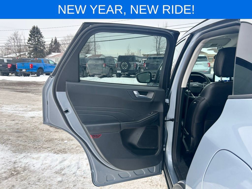 Certified 2022 Ford Escape SEL image 18