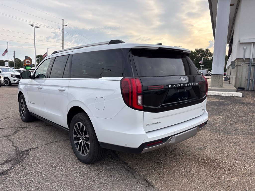 Certified 2025 Ford Expedition Max Platinum AWD/4WD image 5