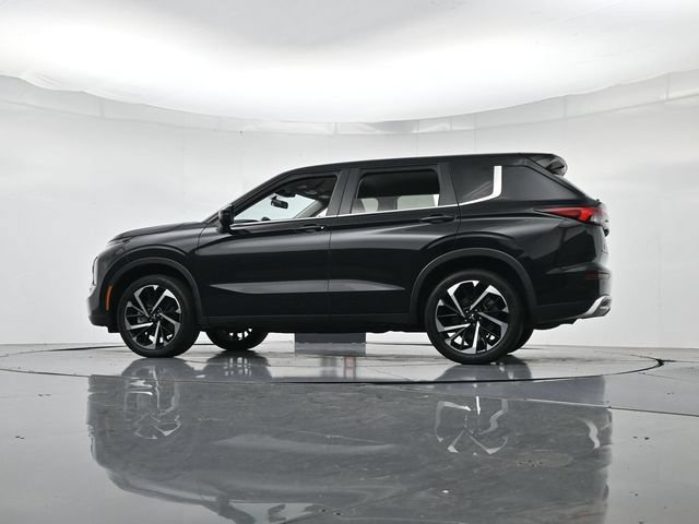Used 2024 Mitsubishi Outlander SE AWD/4WD image 42