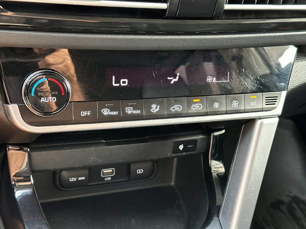 Used 2021 Kia Seltos SX w/ SX Sunroof Package AWD/4WD image 19