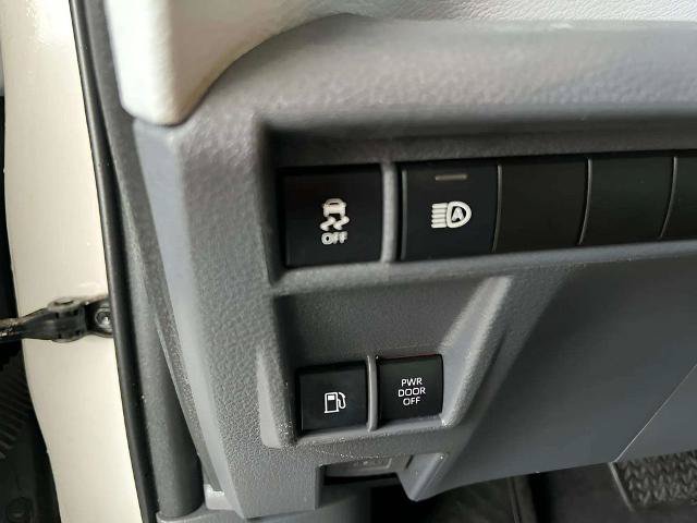 Used 2021 Toyota Sienna XSE FWD image 20
