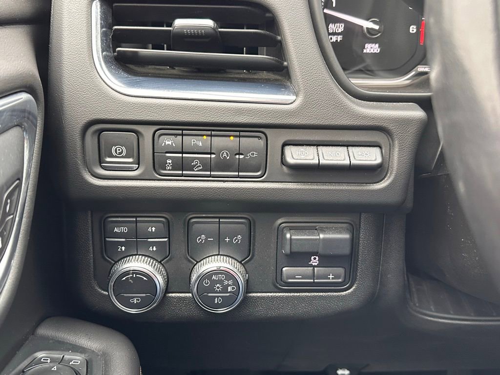 Used 2021 GMC Yukon AT4 w/ AT4 Premium Plus Package image 33