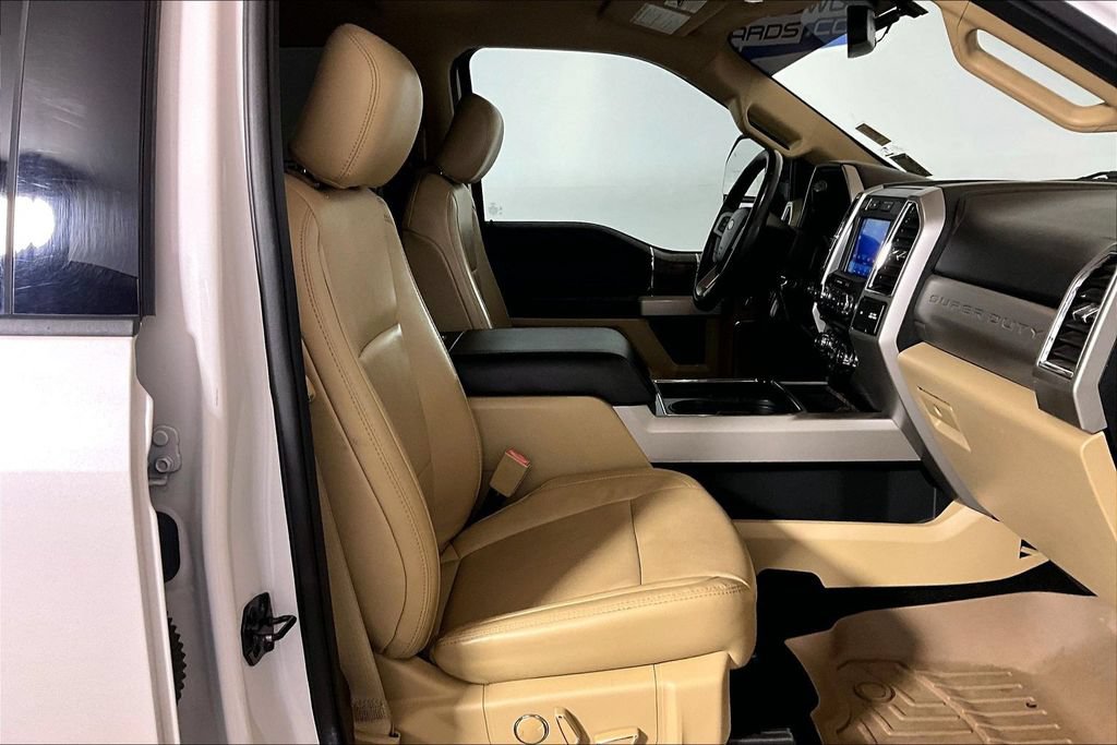 Certified 2018 Ford F250 Lariat w/ Chrome Package AWD/4WD image 6