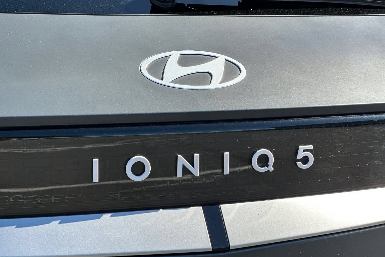 Used 2025 Hyundai Ioniq 5 SEL RWD image 28