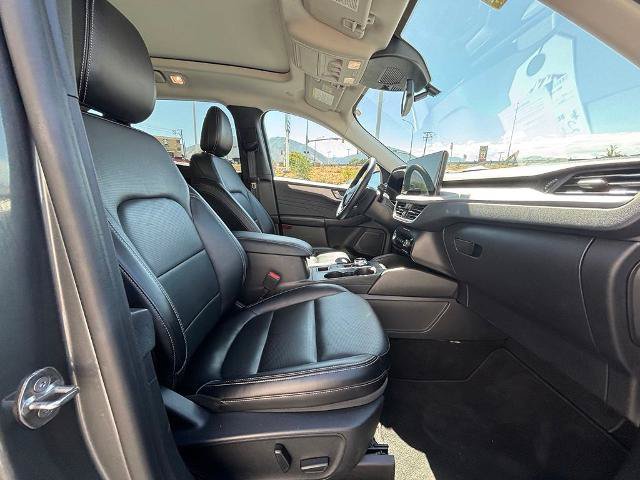 Certified 2025 Ford Escape Platinum AWD/4WD image 35