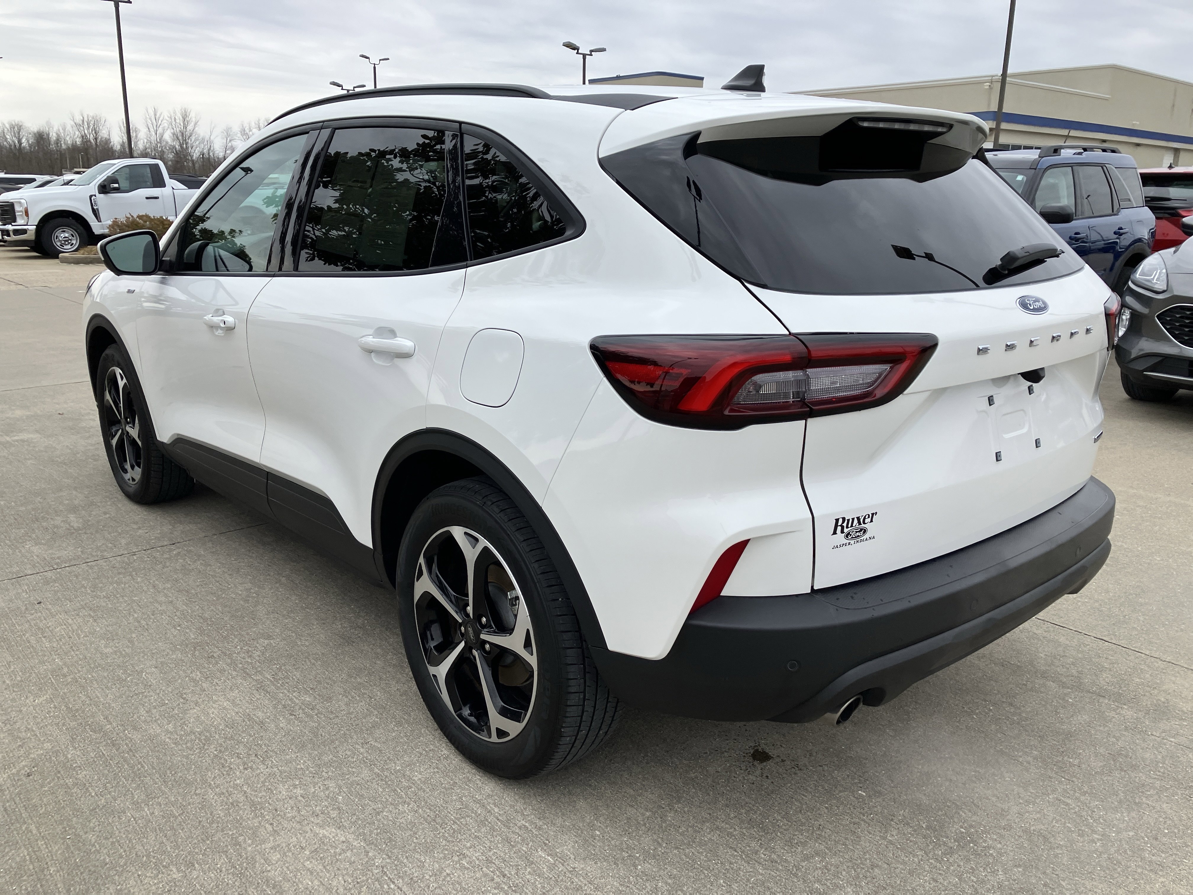 Certified 2025 Ford Escape ST-Line Elite w/ Tech Pack #2 image 3