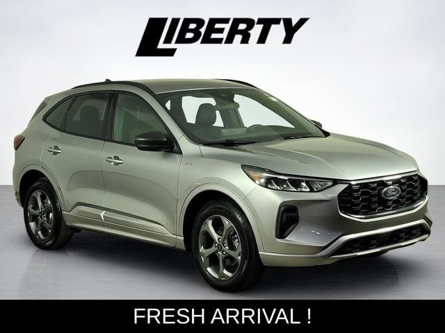 Certified 2023 Ford Escape ST-Line w/ Tech Pack #1 AWD/4WD image 1