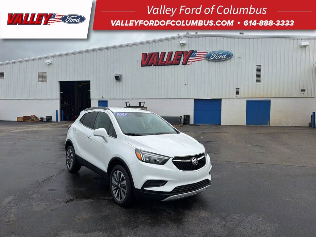 Used 2022 Buick Encore Preferred AWD/4WD image 1