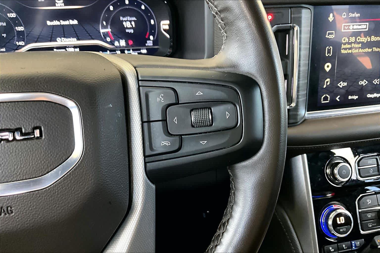 Used 2023 GMC Yukon Denali w/ Max Trailering Package AWD/4WD image 25