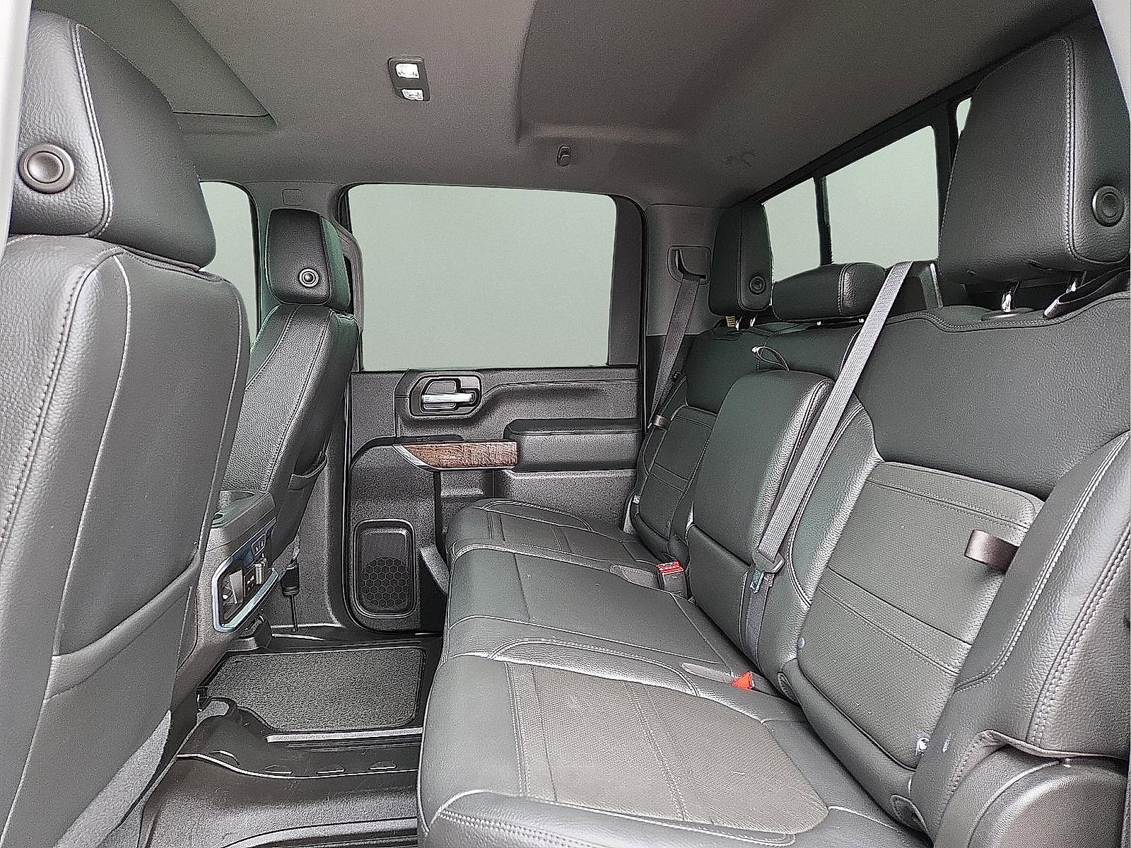 Used 2022 GMC Sierra 3500 Denali w/ Denali Ultimate Package image 10